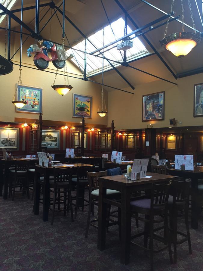 The Last Post Wetherspoon Hotel Southend-on-Sea Exteriör bild